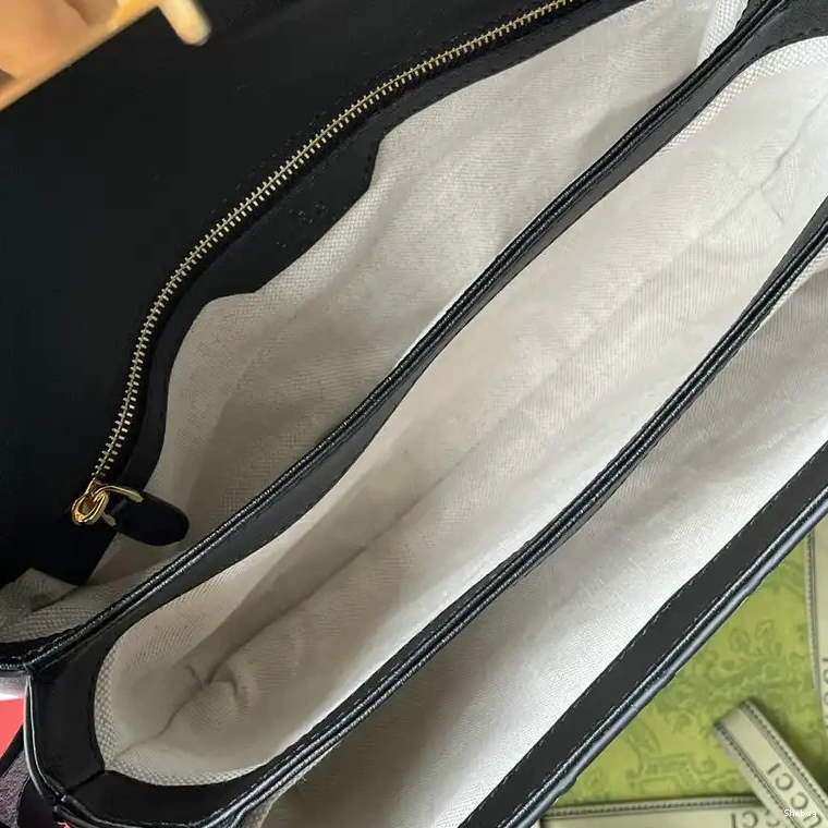 2205YA0039 Bag Gucci 0813